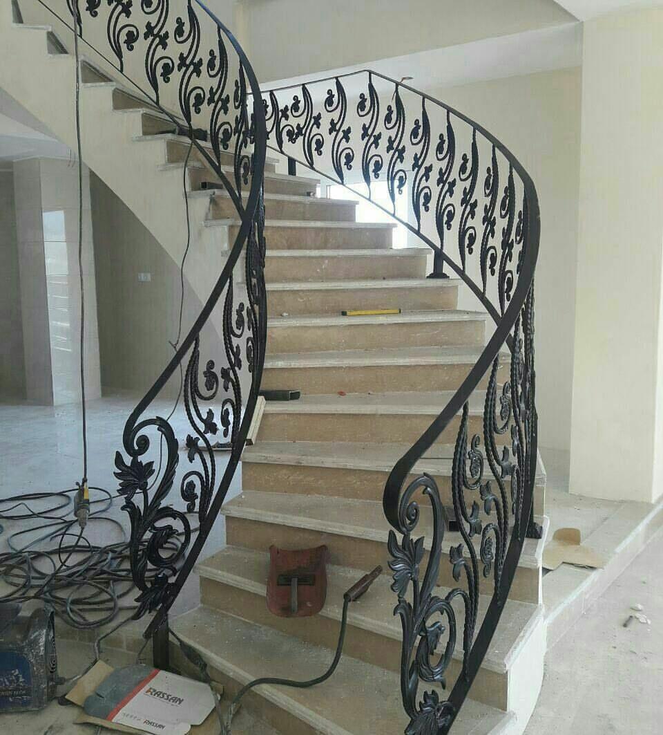 نرده راه پله دوبلکس و فرفورژه | قیمت نرده راه پله فرفورژه گرد | نرده پله پیچ فرفورژه